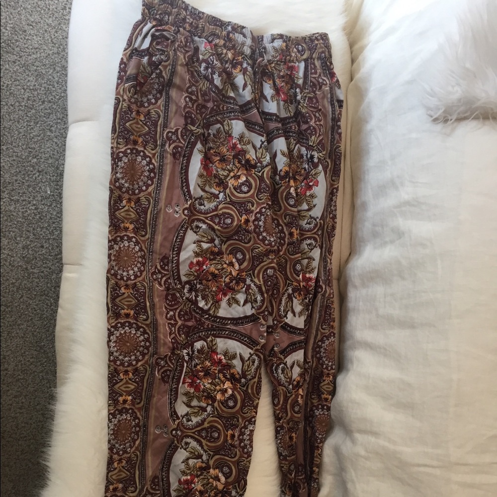 Angie Scarf Print Pant with Tassel Draw String szS